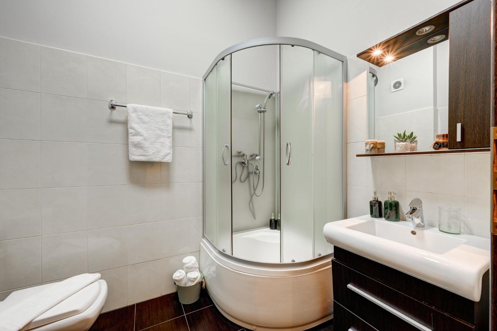 Holiday Apartments บูคาเรสต์ ภายนอก รูปภาพ