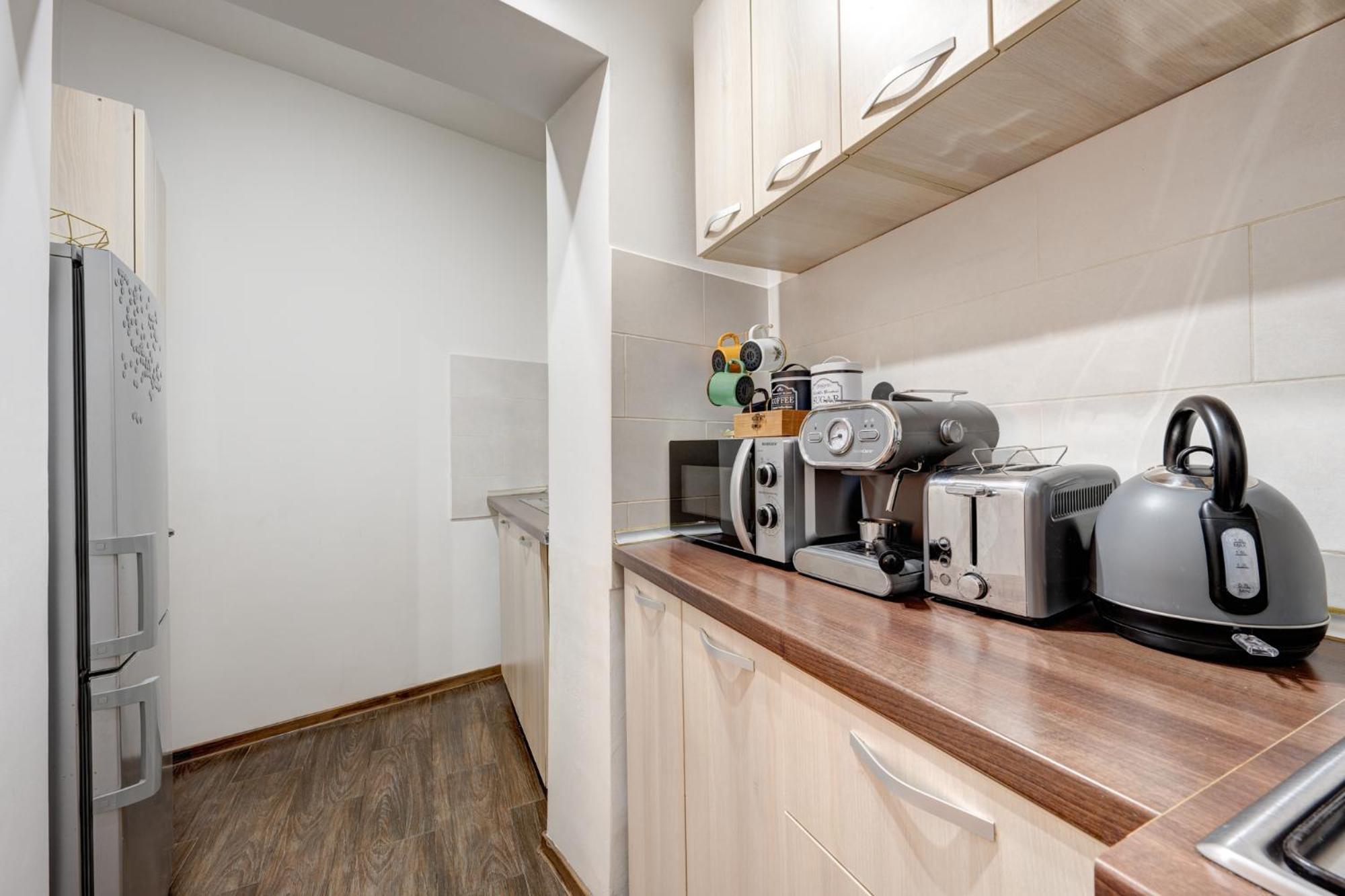 Holiday Apartments บูคาเรสต์ ภายนอก รูปภาพ